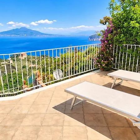 Bellavilla B Villa