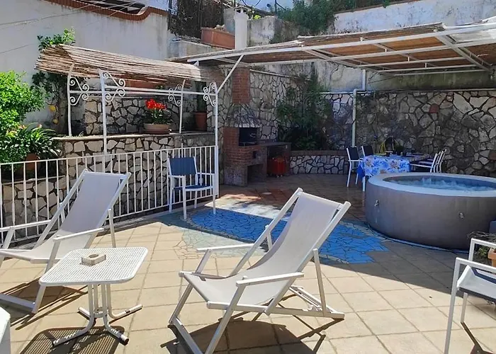 Bellavilla B Villa Sorrento